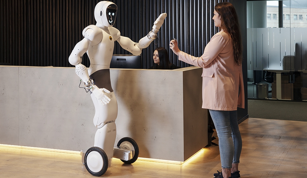 ADT Commercial introduces humanoid robotics to security industry 